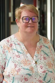 Elisabeth RENARD-SEEGERS : Gestionnaire administrative - Apprentissage 